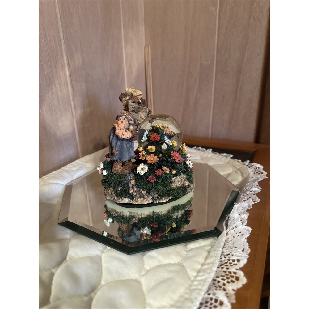 Adrienne‎ Monarch...Winged Beauty" Boyds Bears musical water globe.